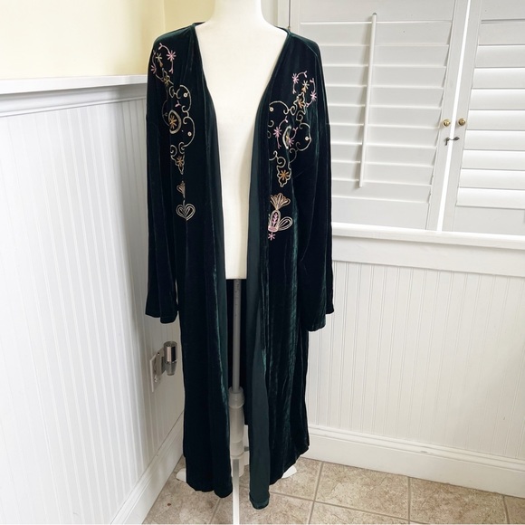Rusttydustty Sweaters - RusttyDustty Dark Green Velvet Embroidered Open Front Duster Long Cardigan 2XL